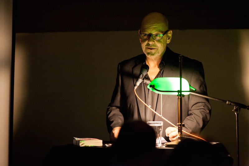 Dirk Trost, Benefizlesung in der Notübernachtung der Berliner Kältehilfe, 23.11.2014